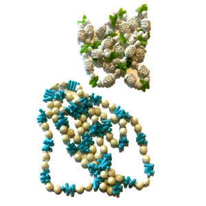 VTG 60s Pressed Acrylic Flapper Length Necklace Turquoise Blue Bright Green Duo